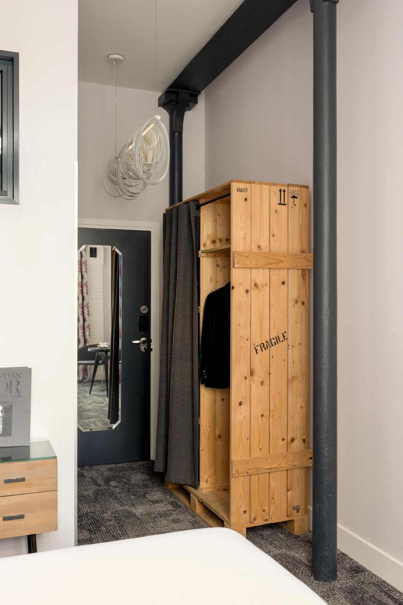 Duplex Room